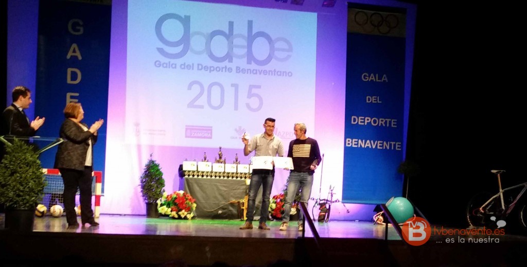 ROBERTO Y JESUS - GADEBE 2015 - Benavente