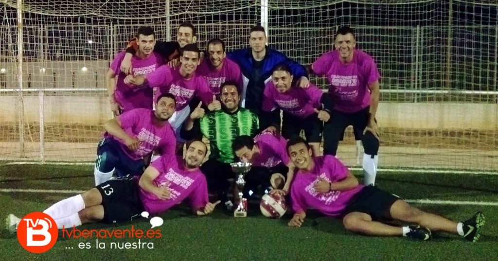 Equipo Campeon DE TODO UN POCO