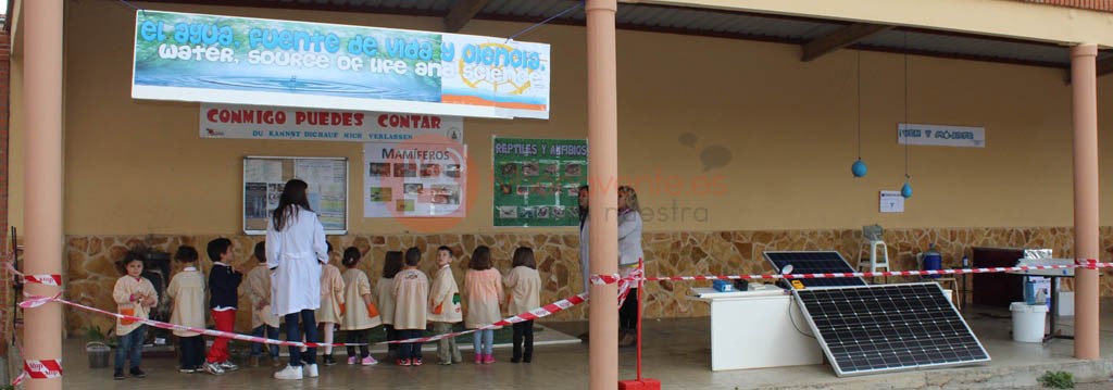 Alumnos de Infantil visitando el parque del agua