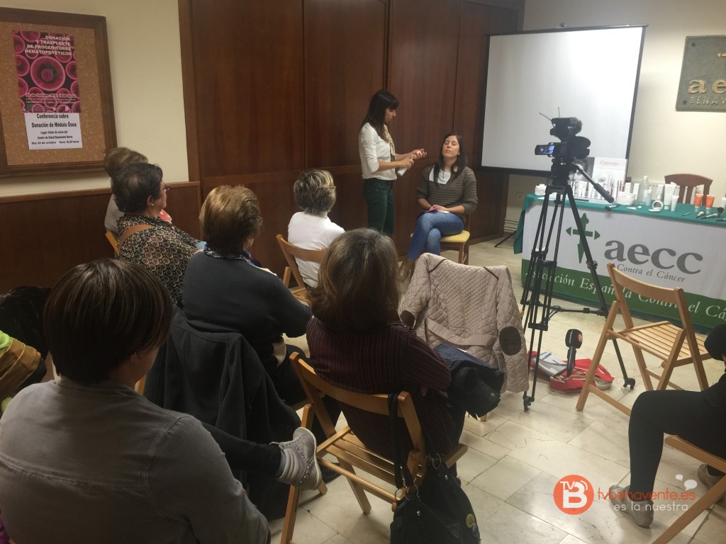 Taller Maquillaje AECC Benavente