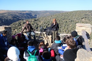Mirador de Fariza Arribes observando buitres