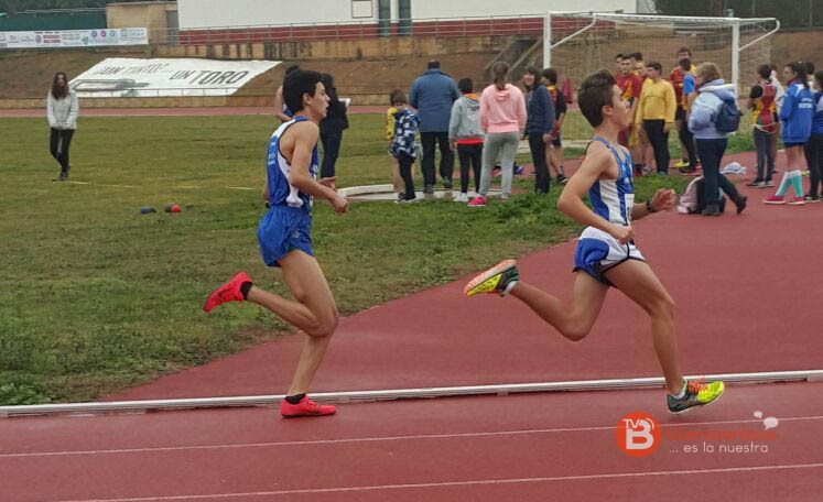 Atletismo Benavente - ISMAEL-PISTA 23-01-16