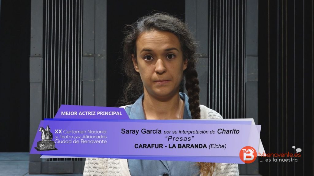 saray-garcia-mejor-actriz-principal-carafur-la-baranda-teatro-2016-certamen-benavente